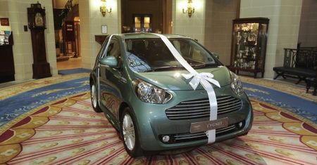 Aston Martin Cygnet prezentem dla lady Moss