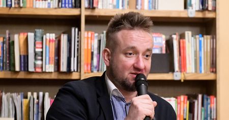 Koniec współpracy OKO.press z Radosławem Grucą. Jest oświadczenie