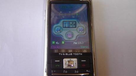 Made In China: MP7 z TV i Blue Tooth 1