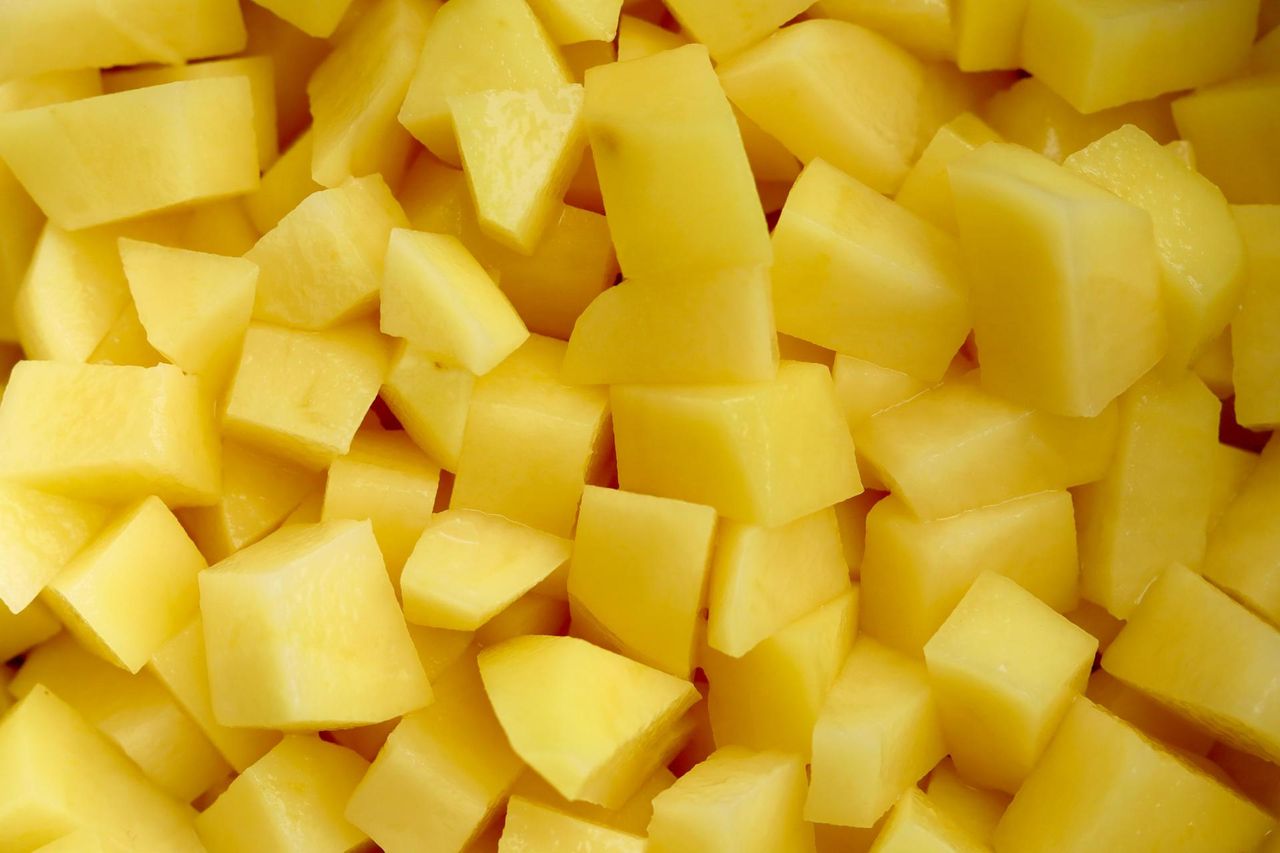 Zbawiennie działa na jelita. Hamuje rozwój komórek nowotworowych