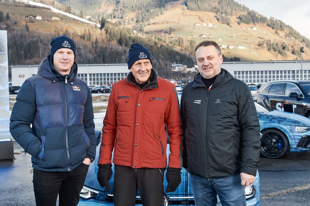 Johan Kristoffersson, Hans-Joachim Stuck and Reinhold Ivenz with the Volkswagen Golf R.