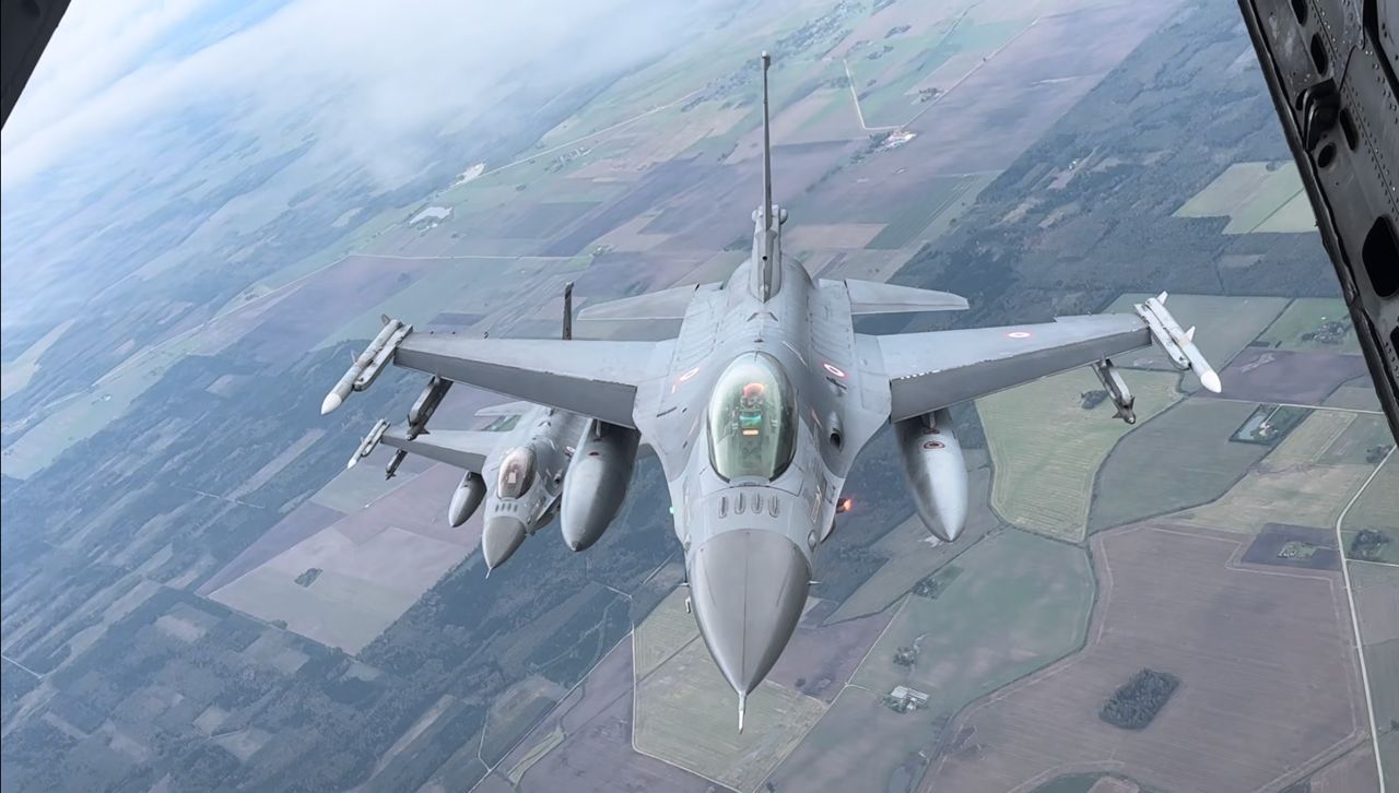 Turecki F-16