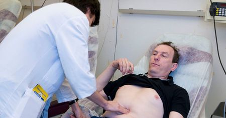 Kolejne powikłania jelitowe po COVID-19: chłoniak i niedokrwienie jelit. Są rzadkie, ale bardzo poważne