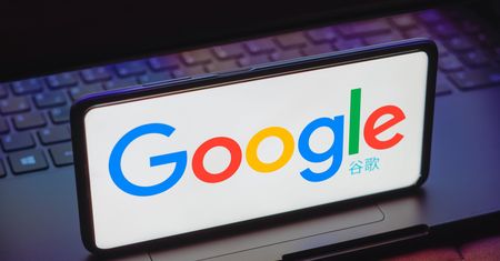 Fałszywe linki w Google. Zamiast programu pobierzesz wirusa