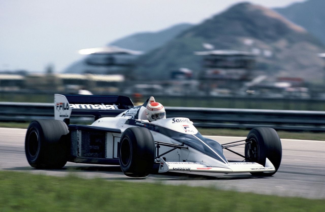 Nelson Piquet w Brabhamie BT52 w drodze po pierwszy tytuł Mistrza Świata Formuły 1 dowieziony przez silnik BMW M. GP Brazylii 1983