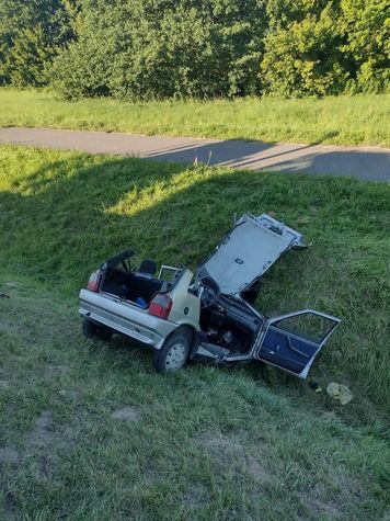 Tragiczny wypadek na DK9 w Ostrowcu. Nie żyje 70-letni kierowca, dwie osoby w szpitalu