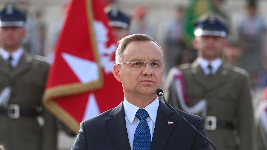 Cassino, 18.05.2024. Prezydent RP Andrzej Duda podczas uroczystości na Polskim Cmentarzu Wojennym pod Monte Cassino, 18 bm. Trwają obchody 80. rocznicy bitwy o Monte Cassino. (amb) PAP/Piotr Nowak