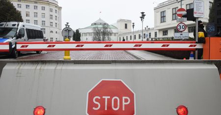 Sejm się odgradza. Podpisano umowę na wielką bramę