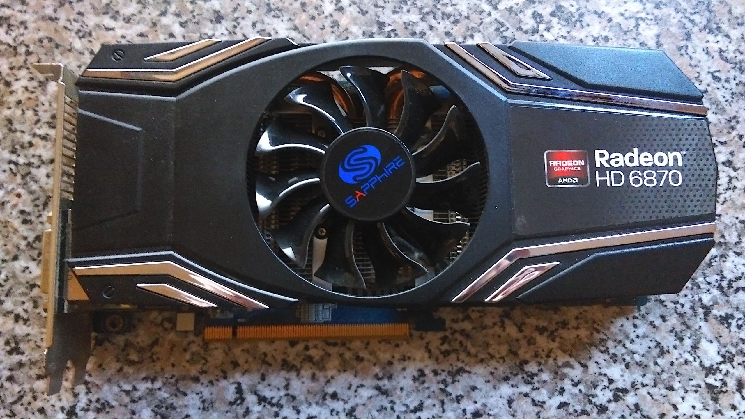 AMD Radeon HD 6870.