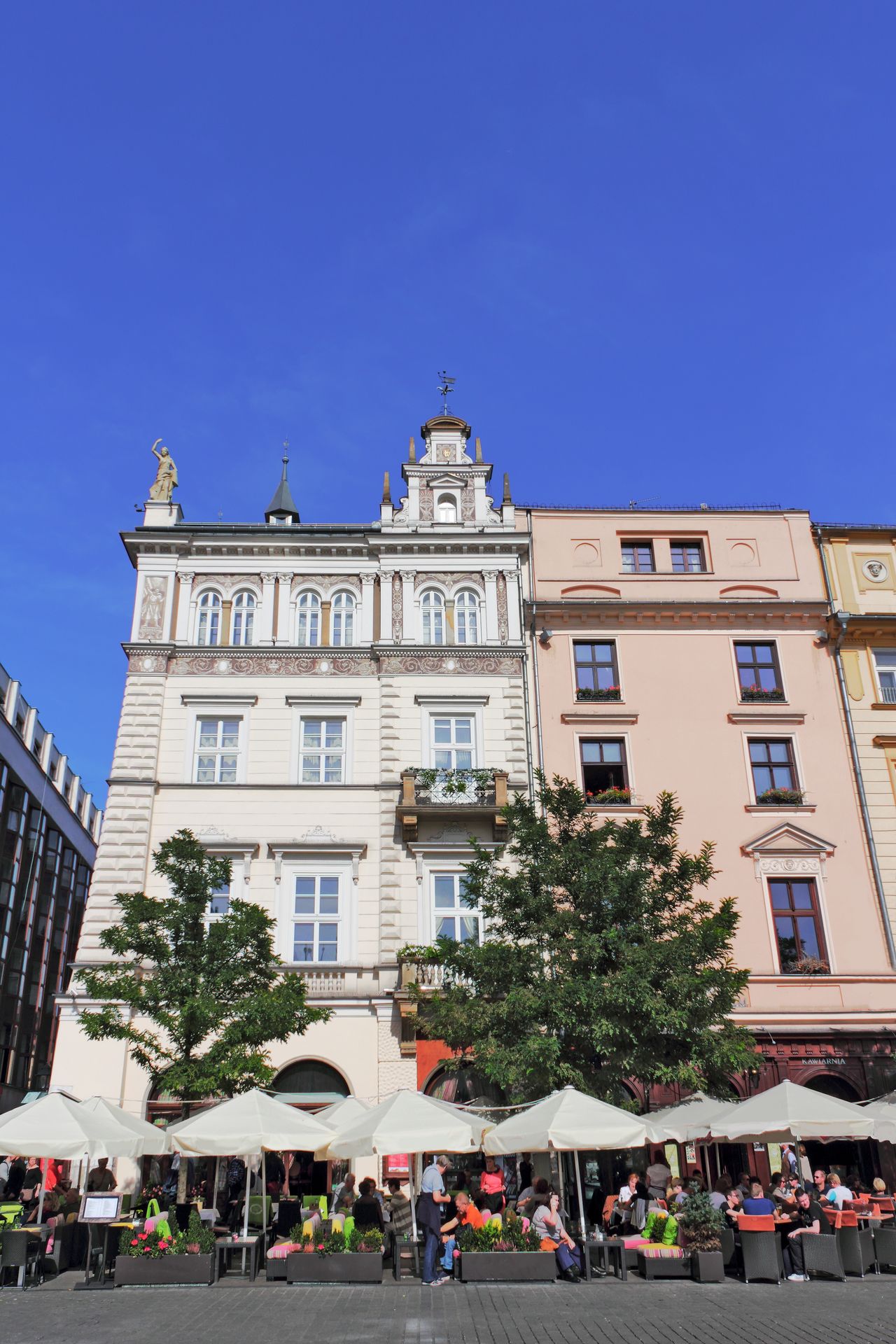 Kraków: Od Starego Miasta po Nową Hutę. Lokale użytkowe do "wzięcia". ZBK ogłosił nowy przetarg