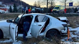 Radomierz: Groźne zdarzenie na DK5. Osiem osób rannych, poważne utrudnienia w ruchu