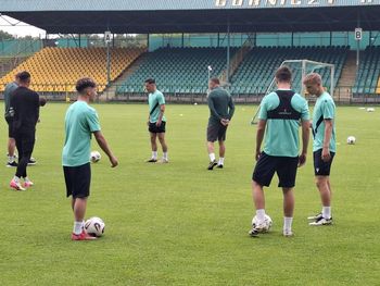 Piłkarze GKS Katowice rozpoczęli przygotowania do sezonu na starym stadionie przy Bukowej. Pierwszy trening ze ślubem w tle