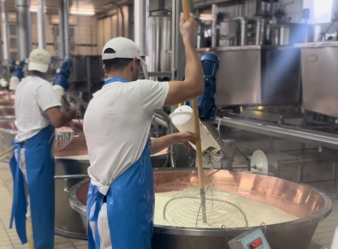 Produkcja parmezanu niewiele zmieniła się od wieków