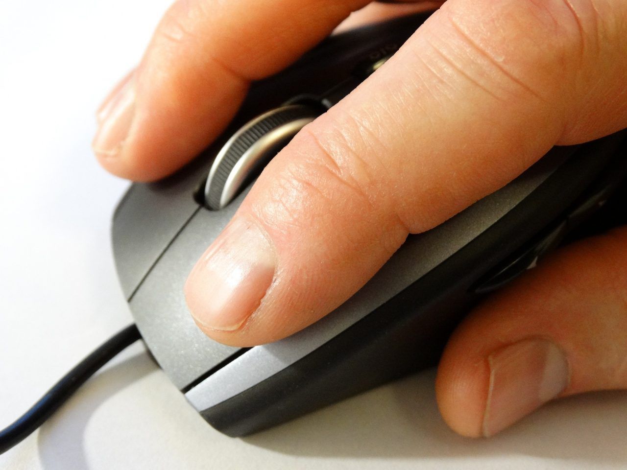 Powiat rycki: Oszustwo internetowe. Kobieta straciła blisko 10 tys. zł