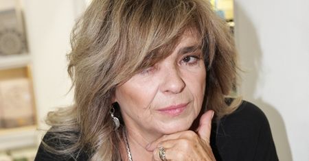 Katarzyna Grochola zarzuca rządzącym manipulację: "Żadna kobieta nie marzy o tym, żeby BYĆ SKROBANA"