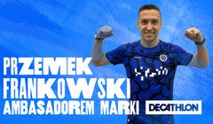 Piłkarz Przemysław Frankowski ambasadorem Decathlonu