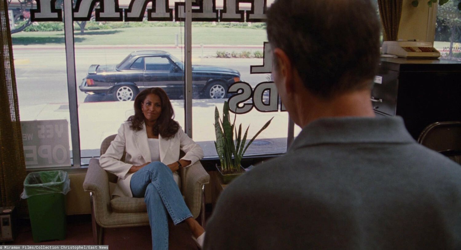 Kadr z filmu "Jackie Brown" Quentina Tarantino