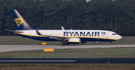 Białoruś. Porwany samolot Ryanair w Mińsku. Urząd Lotnictwa Cywilnego jest w kontakcie z przewoźnikiem