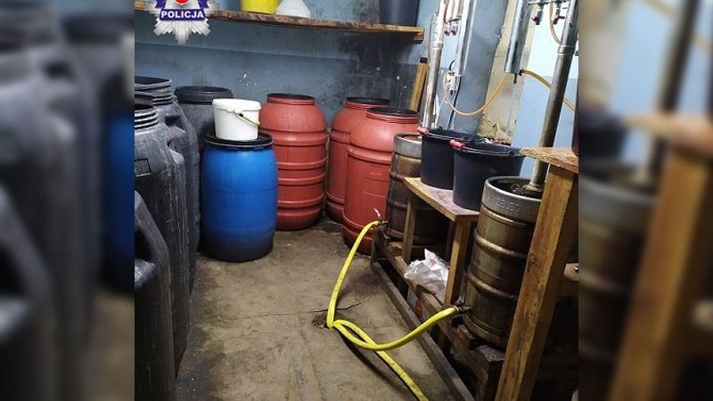 Produkował bimber w dużych ilościach