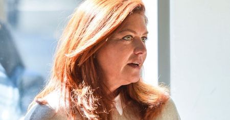 Katarzyna Dowbor znalazła się "na aucie". Widzowie oburzeni