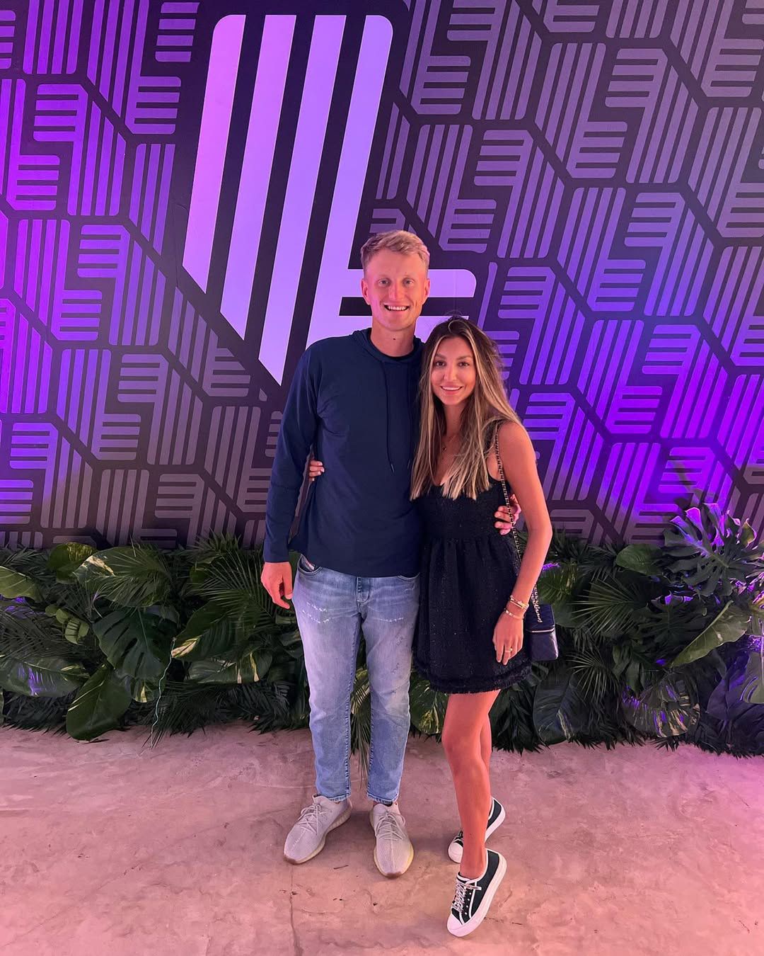 Adrian Meronk z narzeczoną