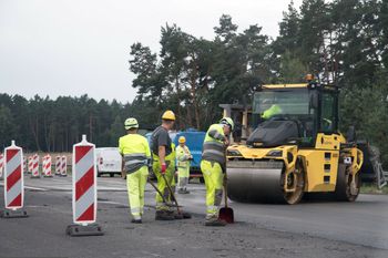 Praca na czarno znika z Polski. Najnowsze liczby zaskakują