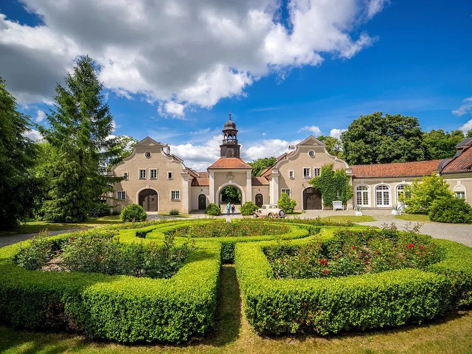 Pałac i Folwark Galiny