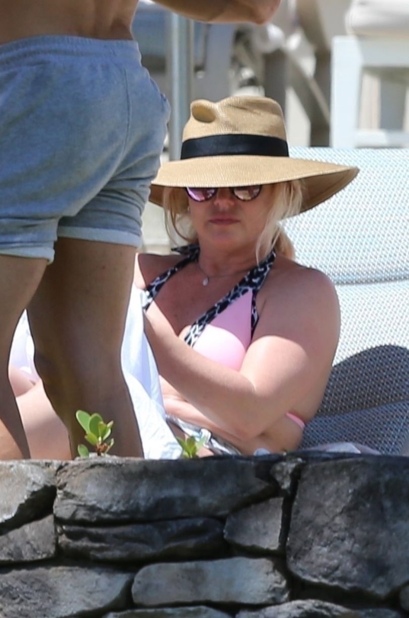 Britney Spears relaksuje się na Hawajach w towarzystwie ukochanego