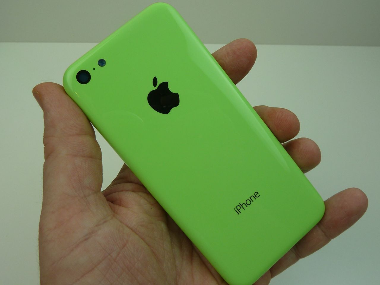 iPhone 5C (fot. sonnydickson.com)