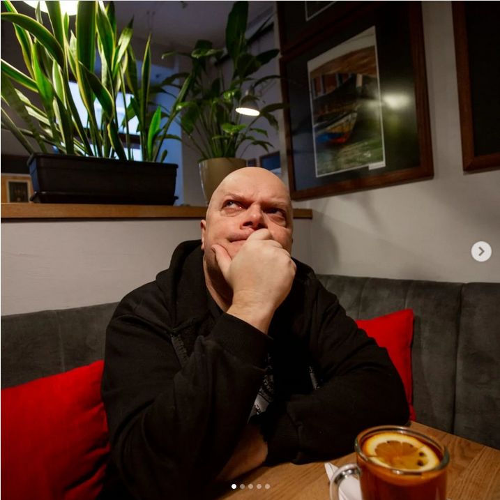 Krzysztof Skiba rzuca nazwiskami, opisując występy gwiazd na imprezach firmowych