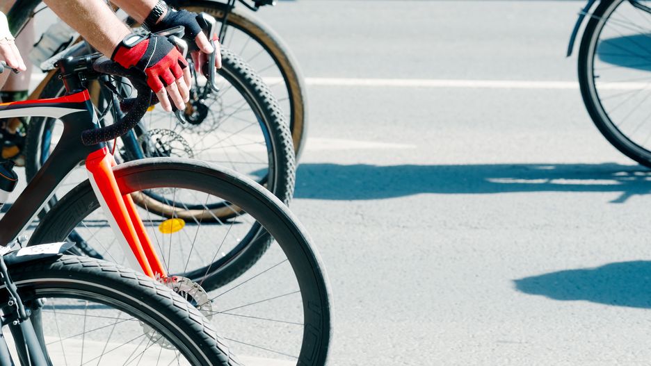 Yury Kirillov
sport, cycling, bikes, wheels, row, speed, bicycle, people, lifestyle, ride, bicyclist, exercise, activity, riding, active, outdoors, summer, sports, street, urban, hands, handlebar, race, panoramic, gloves