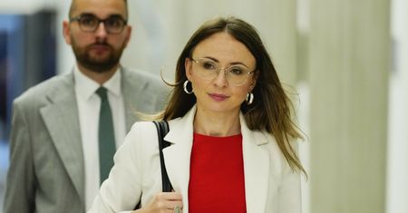 Waloryzacja emerytur w 2026 roku. Trzy warianty na stole