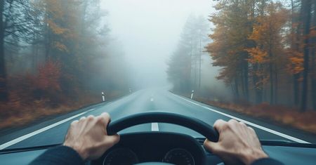 IMGW wydał ostrzeżenie meteorologiczne dotyczące gęstej mgły