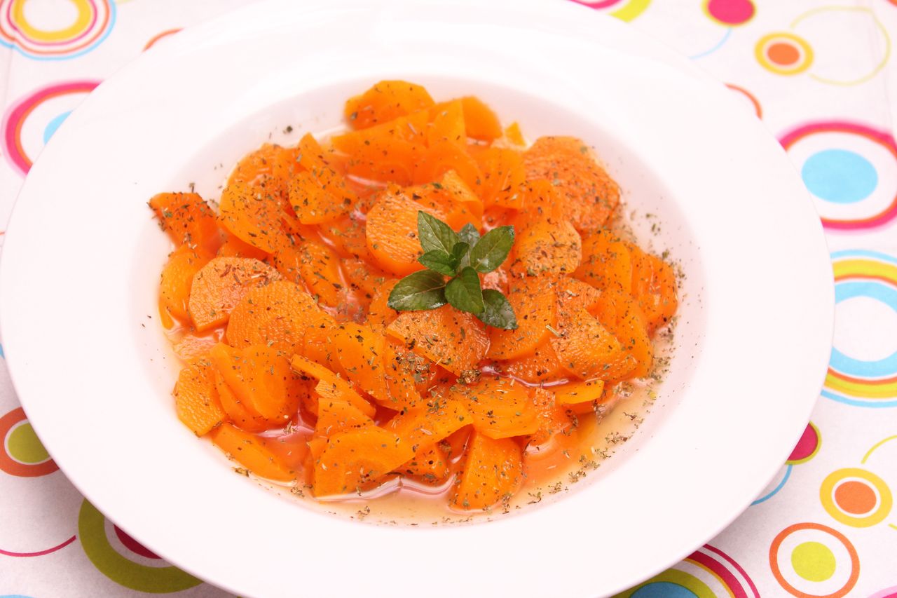 Omas geheimes Karottenrezept: Ein Genuss für Gourmetliebhaber