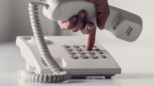 Dzwoni numer 116 117? Możesz dostać telefon od Anny