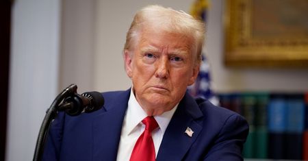 Wycofał USA z WHO. Ekspert ostrzega przed wirusem Marburg