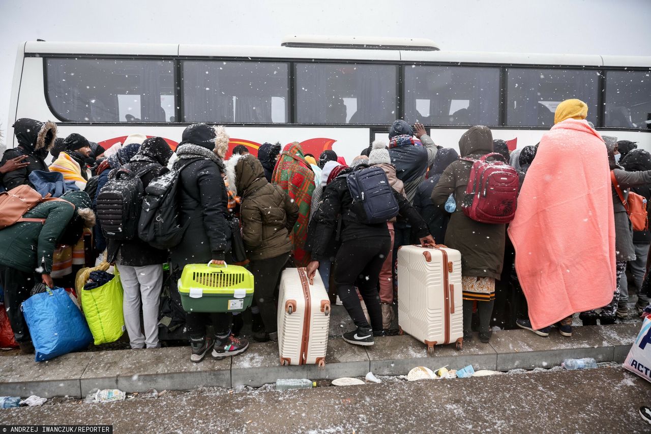 Ukraińcy uciekają przed wojną. "Najszybszy exodus w tym stuleciu" 