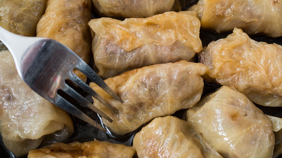 Postne gołąbki zawinięte w liście kiszonej przyjemnie chrupią