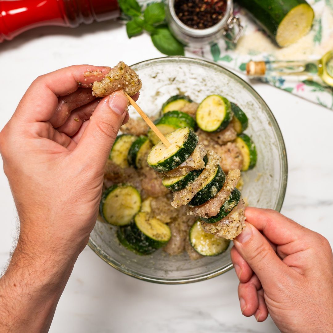 Chicken and zucchini skewers