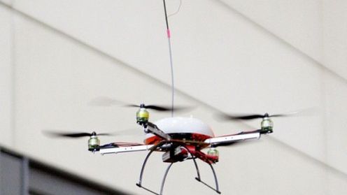 Latające roboty z dostępem do internetu i sieci komórkowej 1