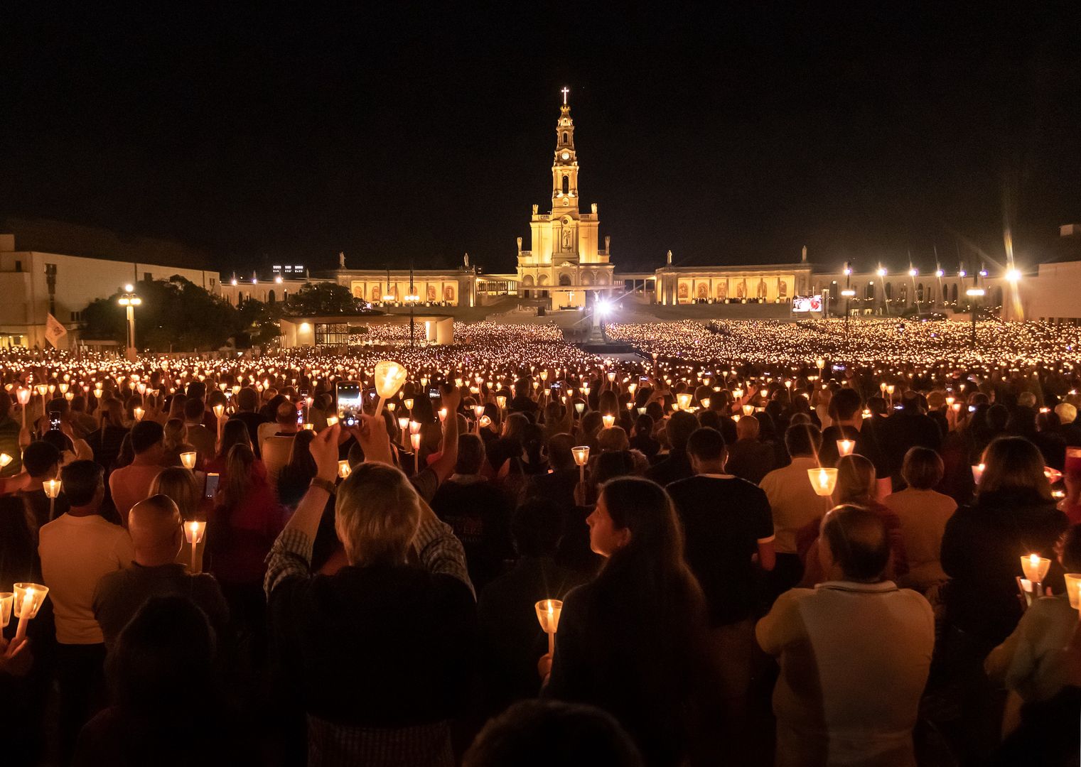 Rekordowe dochody sanktuarium w Fatimie. Także dzięki polskim pielgrzymom