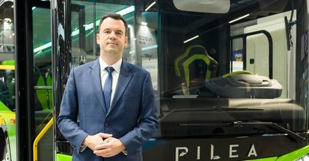 Państwowa fabryka blisko upadku. Były prezes mówi o przyczynie