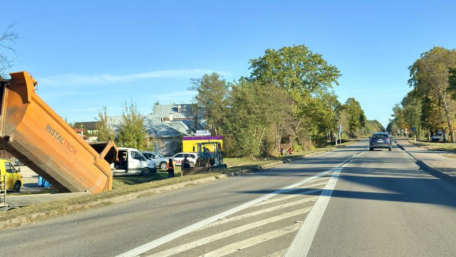 Ruszyła budowa ścieżki pieszo-rowerowej na pułtuskich Popławach!