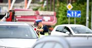 Sławno: Policja zatrzymała kierującą, która miała 3,5 promila alkoholu i wjechała w płot betonowy
