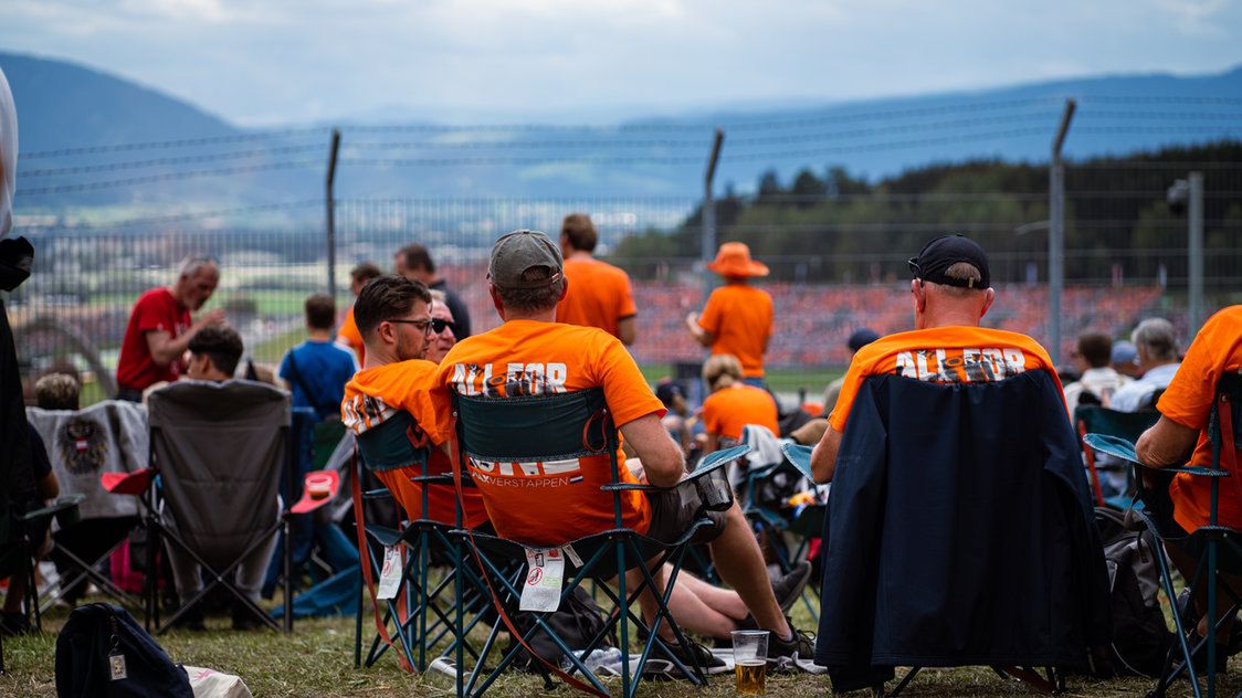 Holenderscy kibice wszędzie podążają za swoim idolem