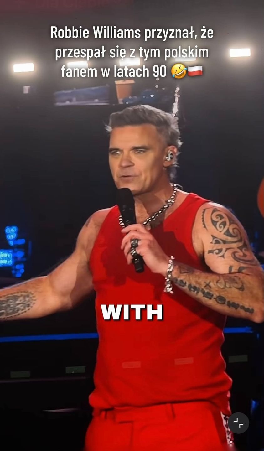 Robbie Williams żartuje na koncercie