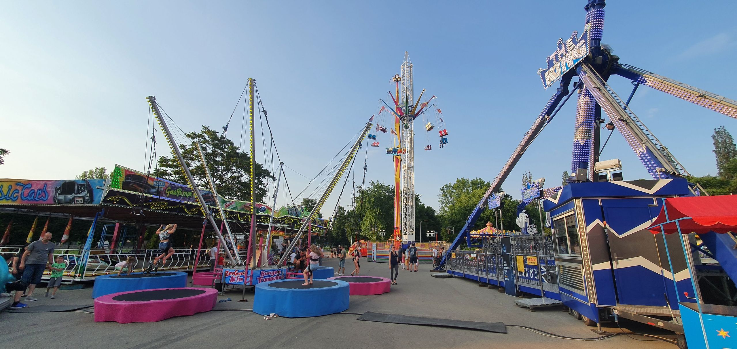 Niektóre maszyny w lunaparku są warte nawet kilka milionów złotych. 