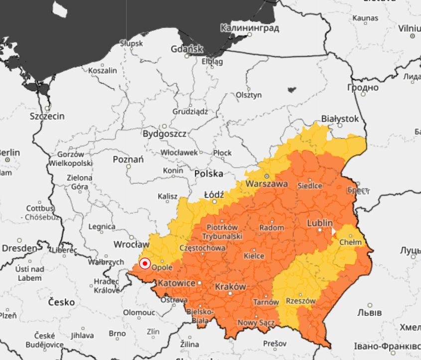 IMGW wydało ostrzeżenia przed gradem i burzami. 