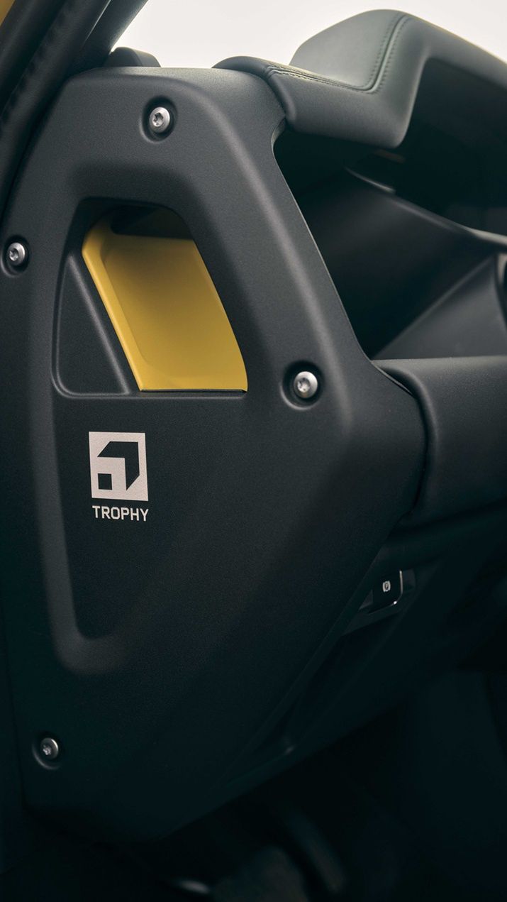 Defender 110 Trophy Edition