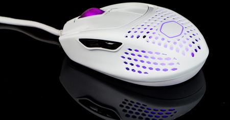 Wizualnie specyficzna, przekonująca wnętrzem - dla kogo mysz Cooler Master MM720 będzie idealna?